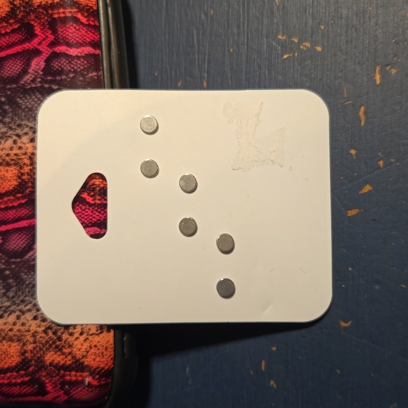 Helix/Cartilage Earrings - Picture 2 of 3